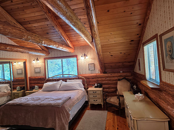 Loghome