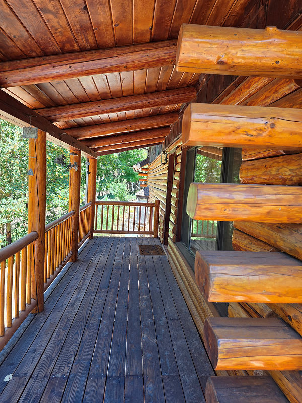 Loghome